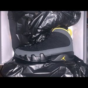 Meet your Posher, Joan